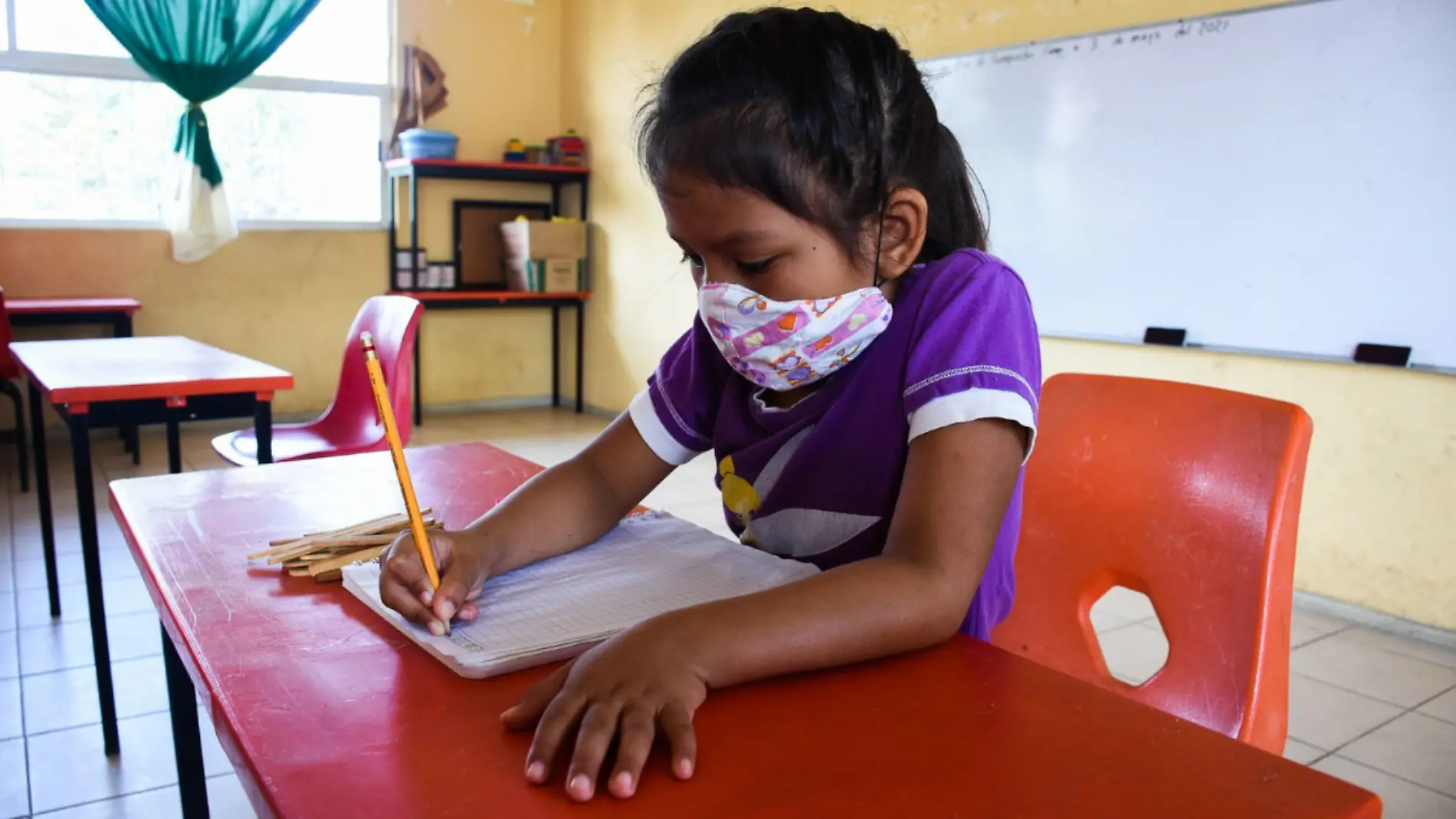 Cubrebocas en escuelas 